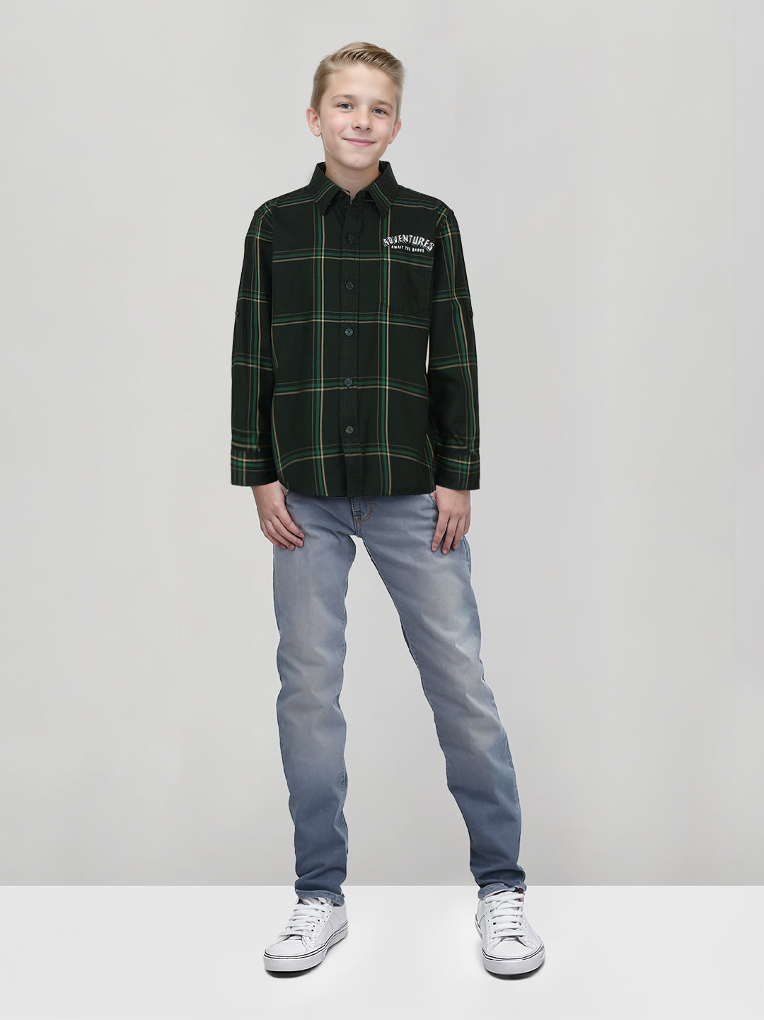 Boys green woven checkered full sleeve shirt with print