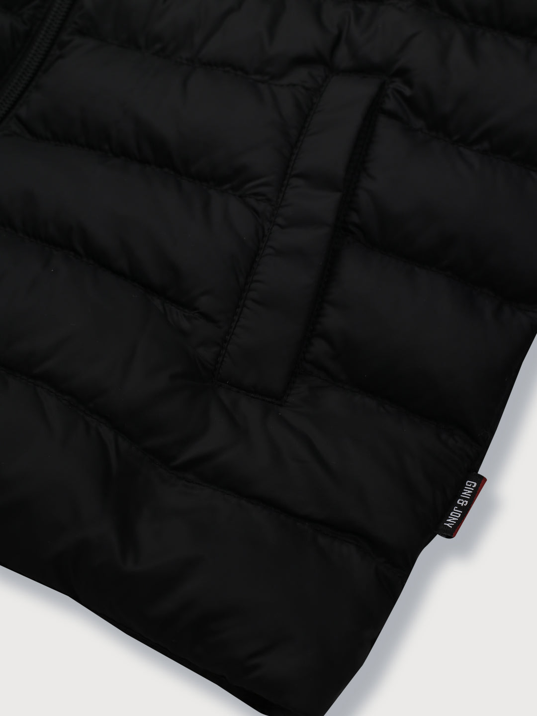 Boys Black Taffeta Solid Full Sleeves Heavy Winter Jacket